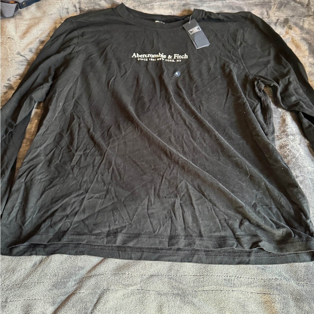 Black XL long sleeve A&F